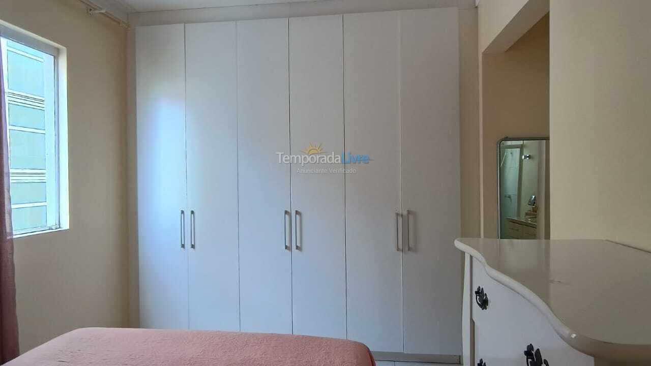 Apartment for vacation rental in Itapema (Meia Praia)