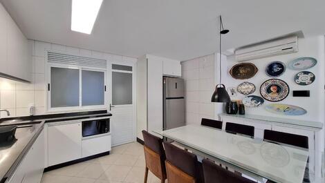 LOCAÇÃO TEMPORADA: JURERÊ, 2 DORMITÓRIOS (1 SUÍTE)