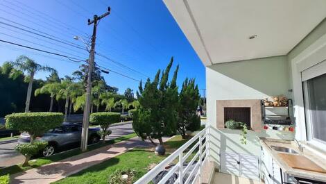 LOCAÇÃO TEMPORADA: JURERÊ, 2 DORMITÓRIOS (1 SUÍTE)