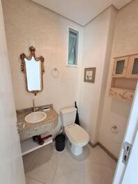 LOCAÇÃO TEMPORADA: JURERÊ, 2 DORMITÓRIOS (1 SUÍTE)