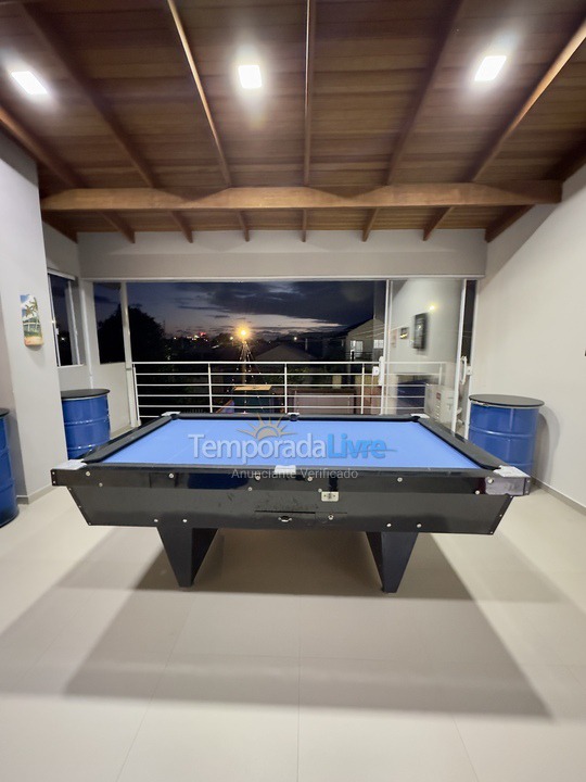 Casa para aluguel de temporada em Matinhos (Caiobá)