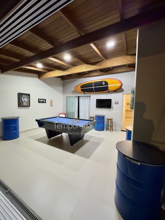 Casa para aluguel de temporada em Matinhos (Caiobá)