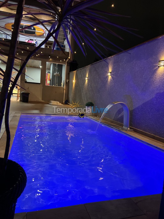 Casa para aluguel de temporada em Matinhos (Caiobá)