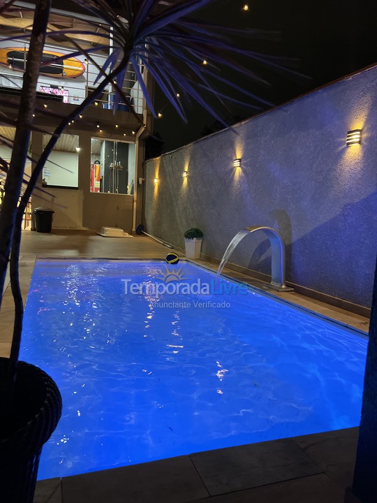 Casa para aluguel de temporada em Matinhos (Caiobá)