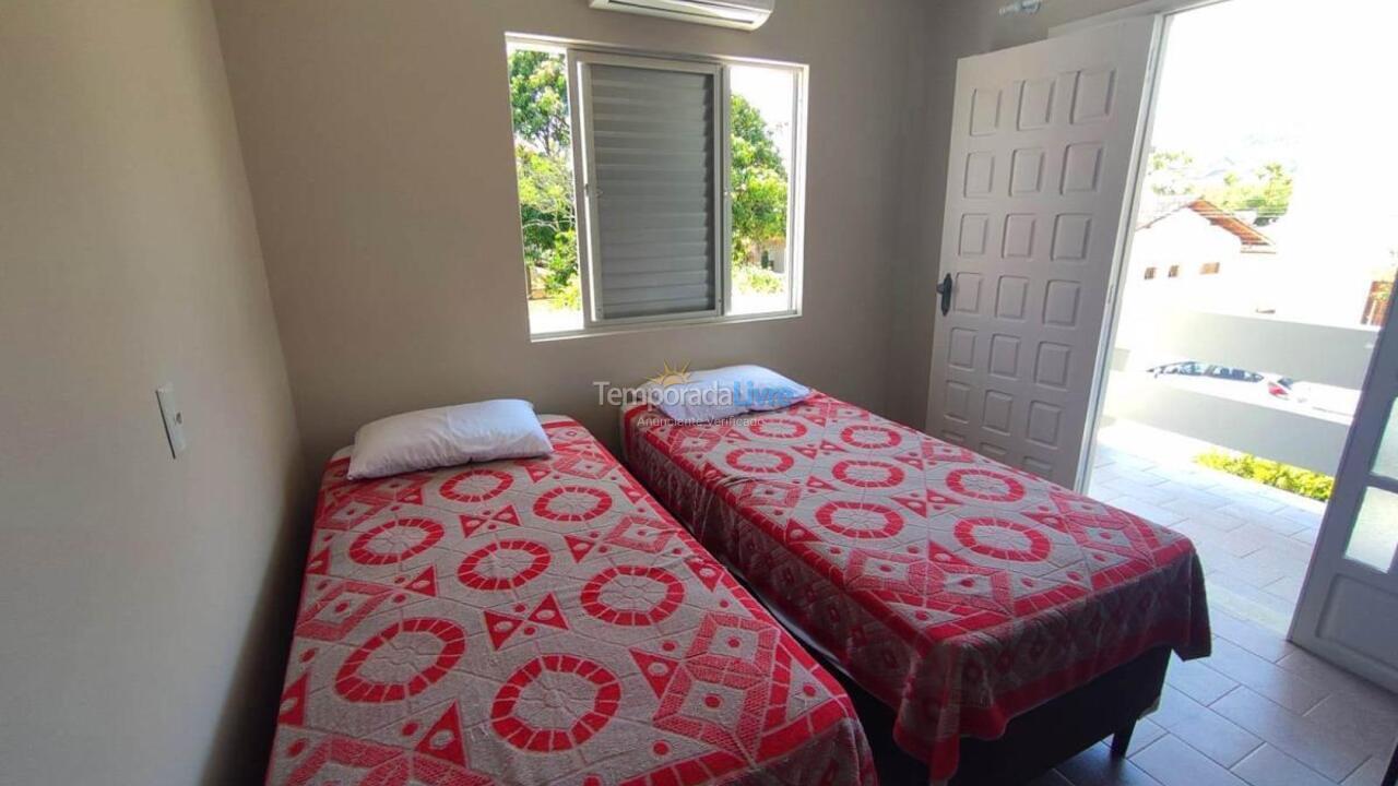 Casa para alquiler de vacaciones em Bombinhas (Canto Grande)