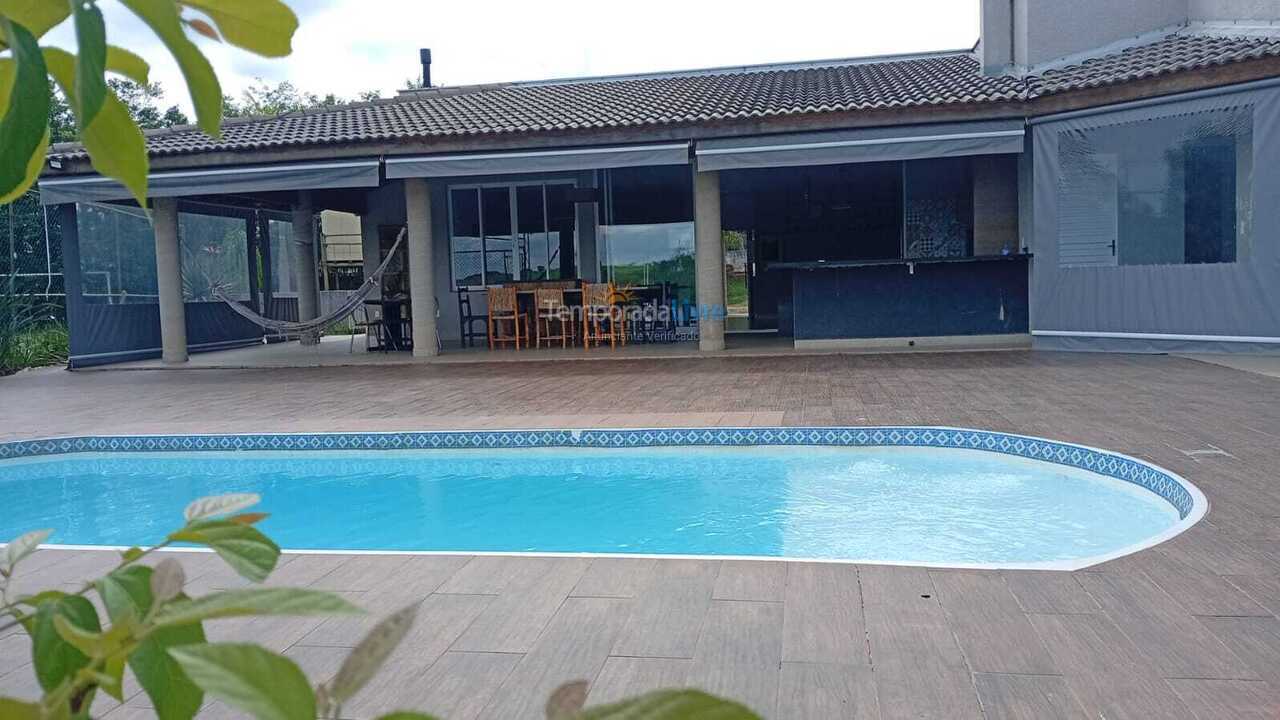 Chácara / sítio para aluguel de temporada em Bragança Paulista (Bosque das Pedras)