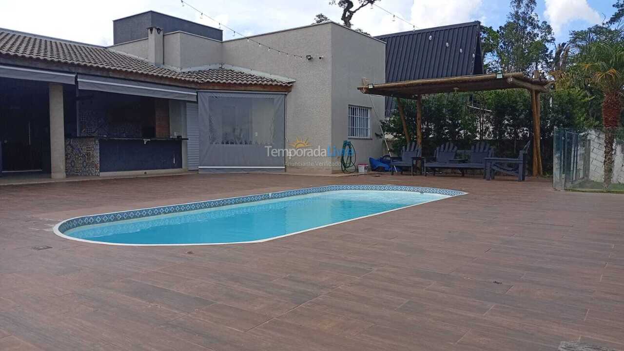 Chácara / sítio para aluguel de temporada em Bragança Paulista (Bosque das Pedras)