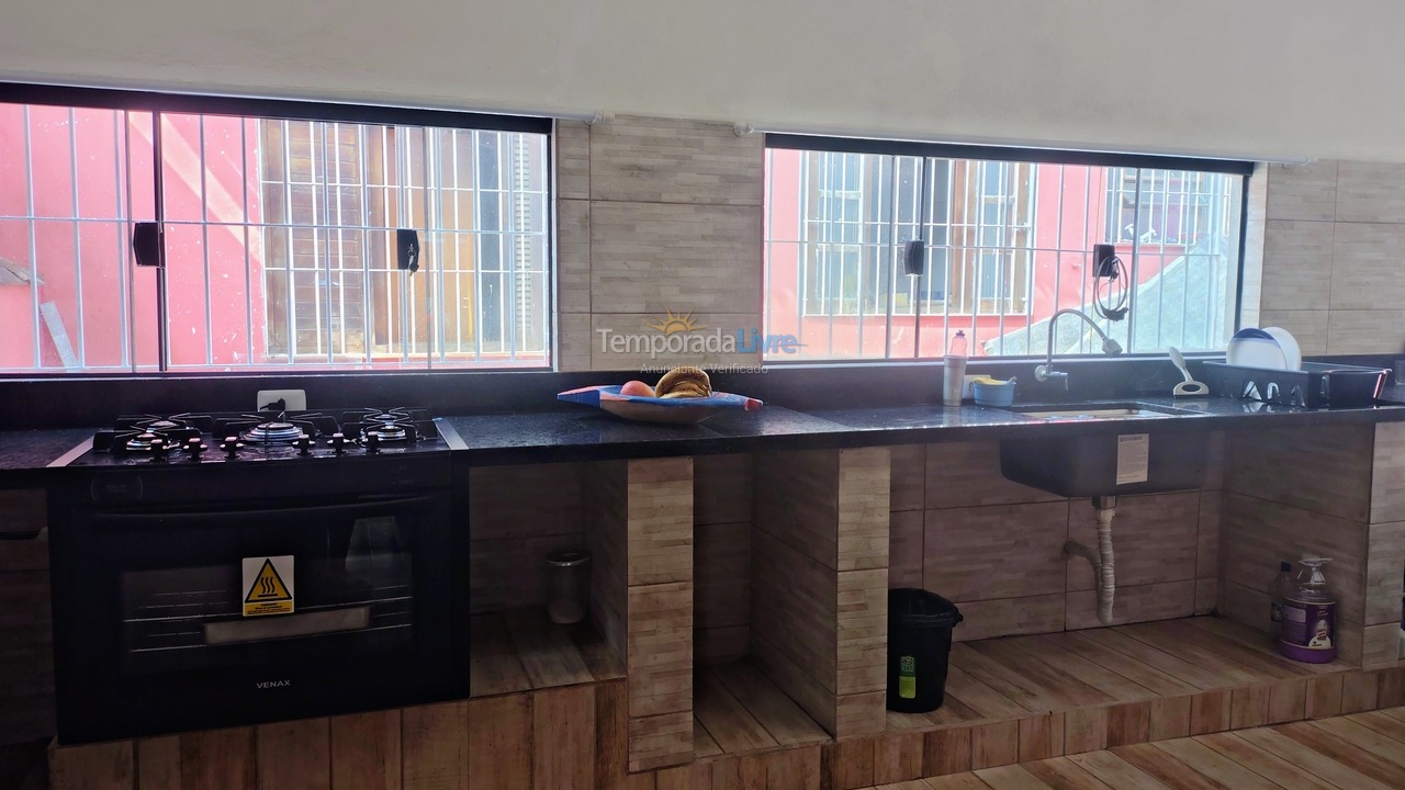 House for vacation rental in Caraguatatuba (Praia da Cocanha)