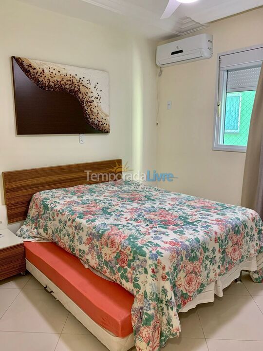 Apartamento para aluguel de temporada em Itapema (Meia Praia)