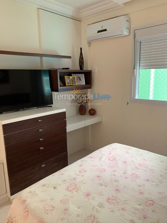 Apartamento para aluguel de temporada em Itapema (Meia Praia)