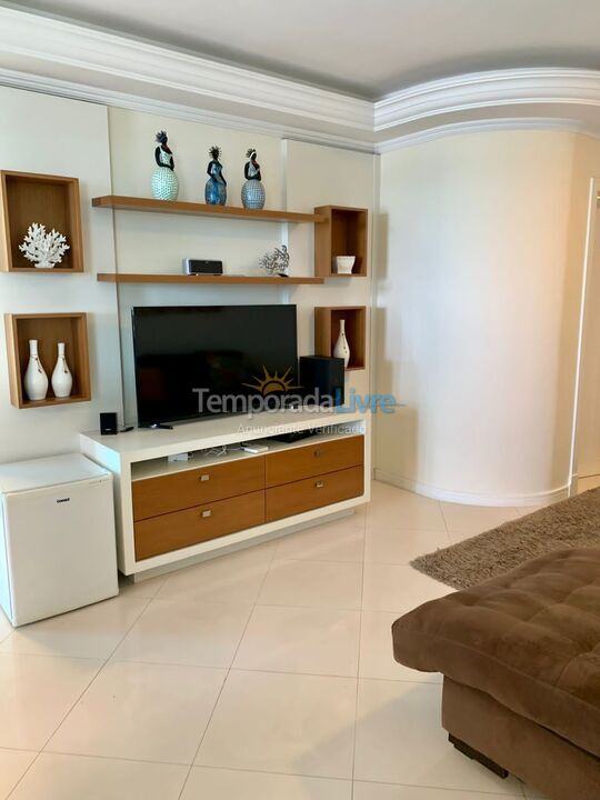 Apartamento para aluguel de temporada em Itapema (Meia Praia)