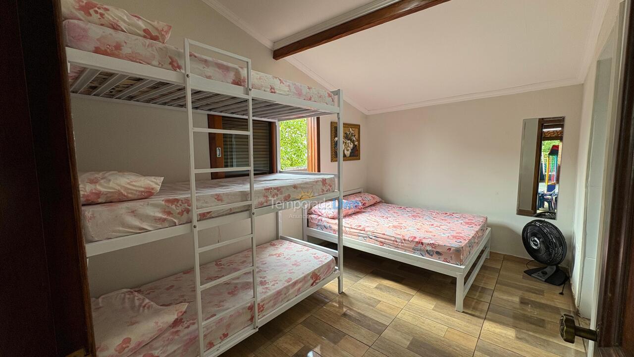 Granja para alquiler de vacaciones em Araçariguama (Aparecidinha)