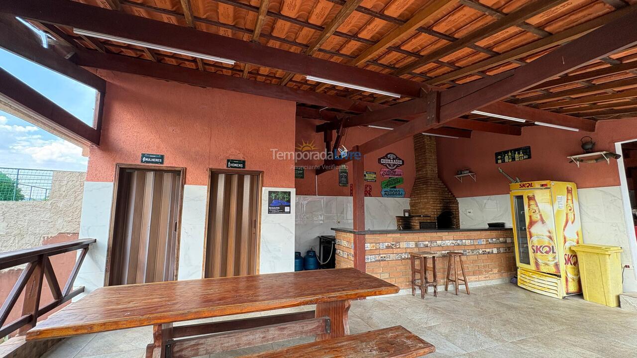 Granja para alquiler de vacaciones em Araçariguama (Aparecidinha)