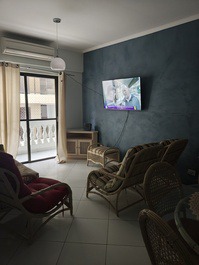 Próximo a praia bem localizado comércios tudo ao lado