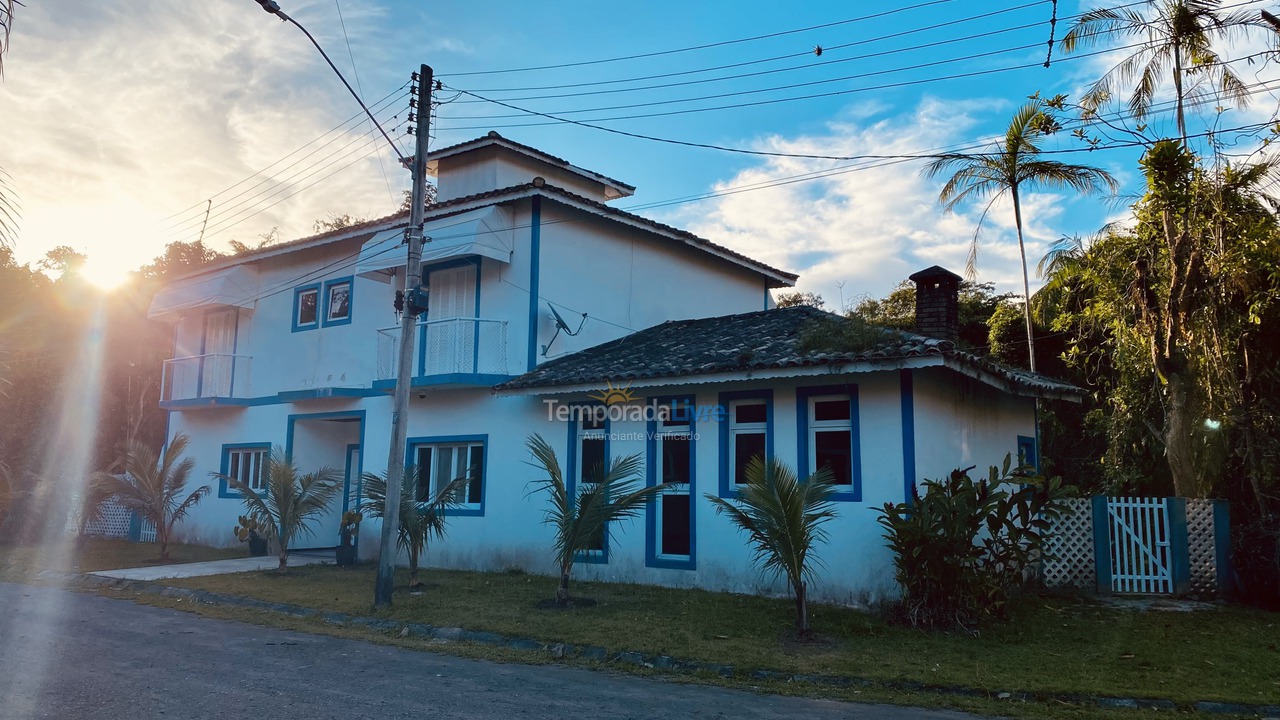 Casa para aluguel de temporada em Bertioga (Praia de Guaratuba)