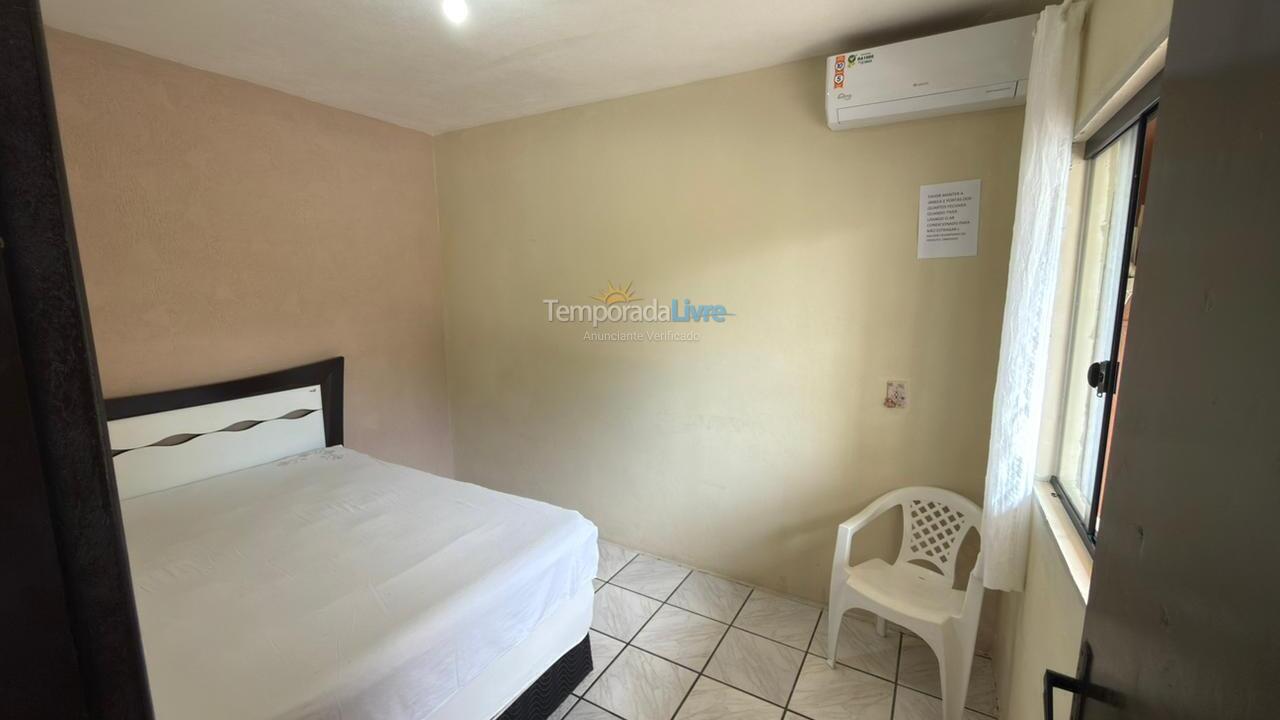 Casa para aluguel de temporada em São Francisco do Sul (Enseada)