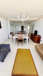 FRENTE MAR, CALCADAO CENTRAL ESQ AV ATLANTICA