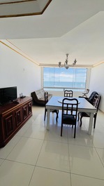 FRENTE MAR, CALCADAO CENTRAL ESQ AV ATLANTICA