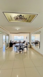 FRENTE MAR, CALCADAO CENTRAL ESQ AV ATLANTICA