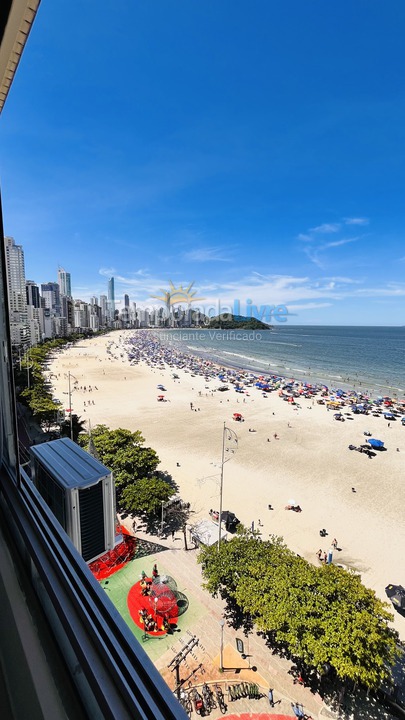 Apartamento para aluguel de temporada em Balneário Camboriú (Praia Central)