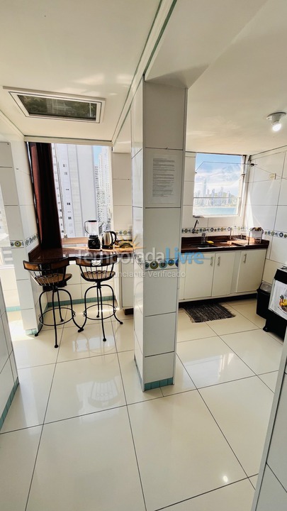 Apartamento para aluguel de temporada em Balneário Camboriú (Praia Central)