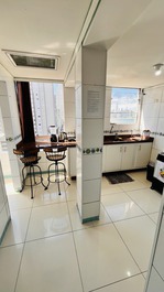 FRENTE MAR, CALCADAO CENTRAL ESQ AV ATLANTICA