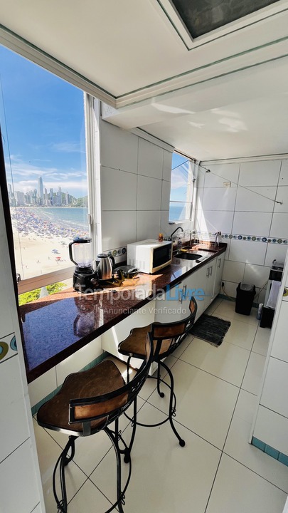 Apartamento para aluguel de temporada em Balneário Camboriú (Praia Central)