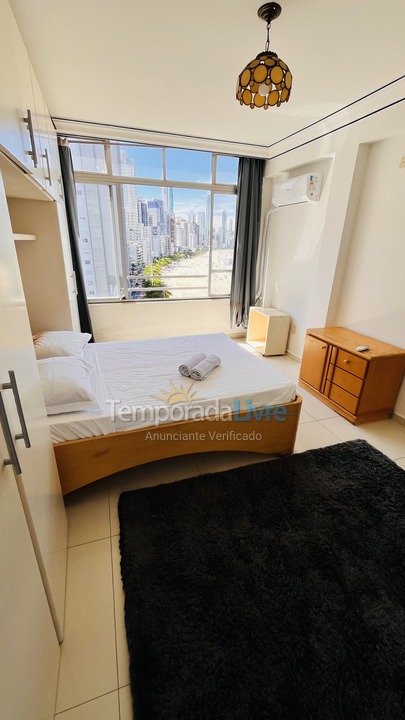 Apartamento para aluguel de temporada em Balneário Camboriú (Praia Central)