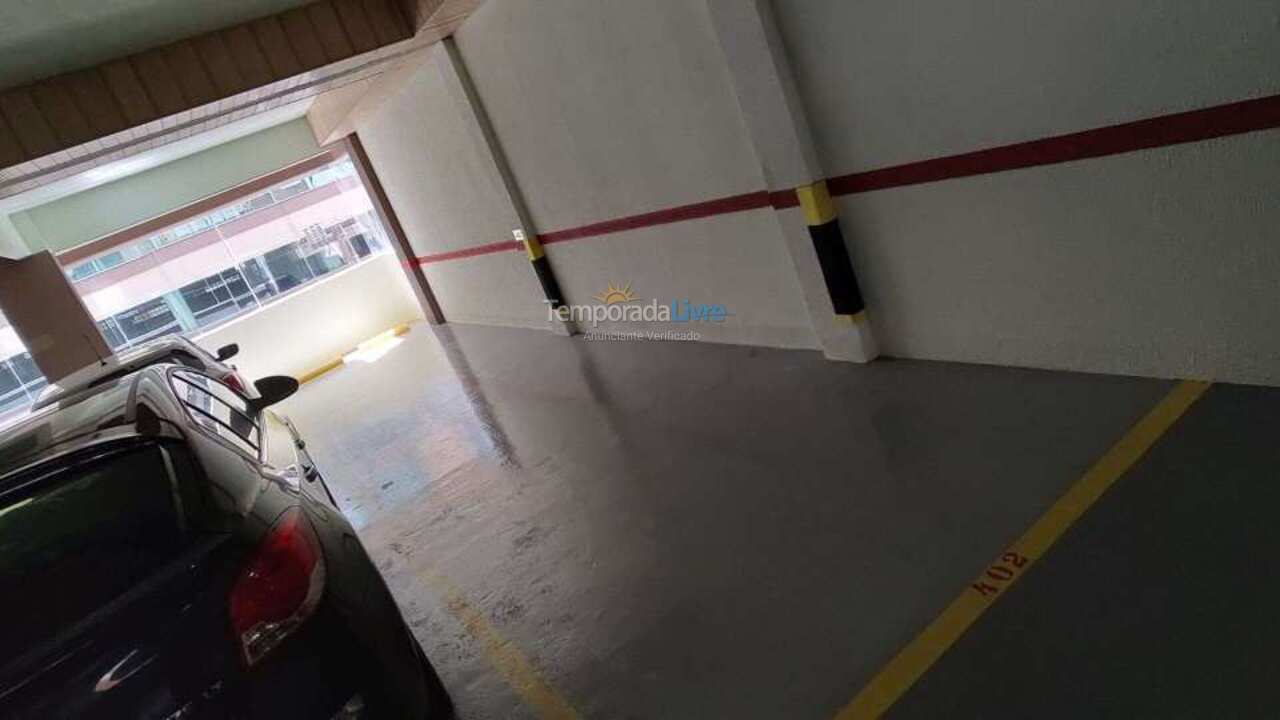 Apartamento para aluguel de temporada em Itapema (Meia Praia)