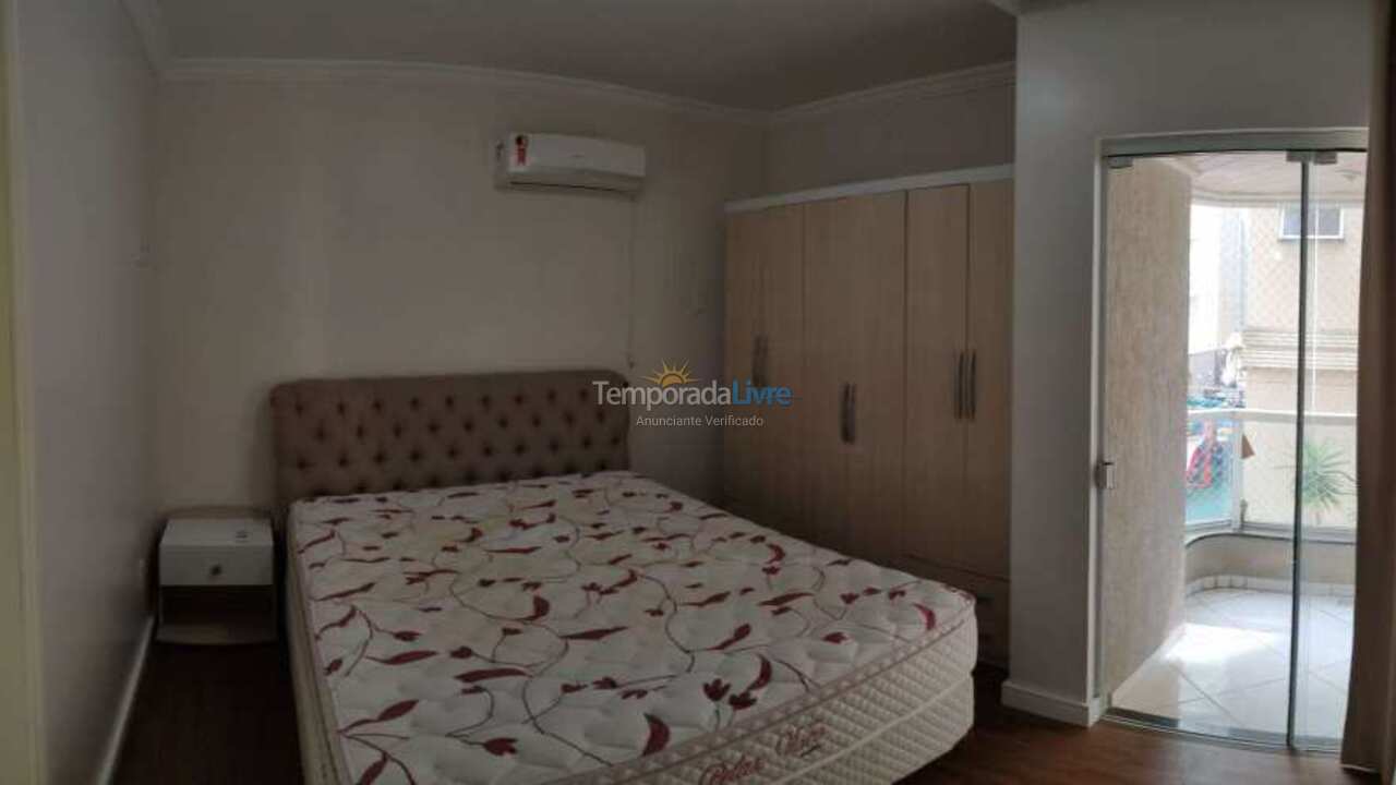 Apartamento para aluguel de temporada em Itapema (Meia Praia)