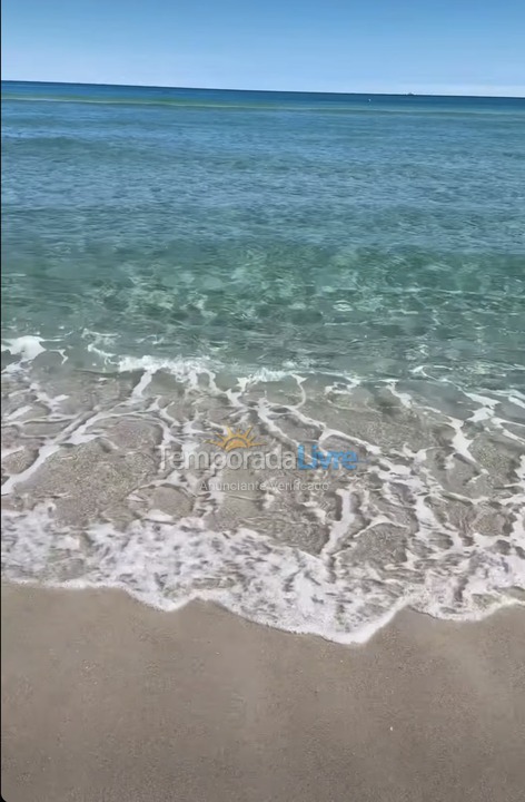 Apartment for vacation rental in Guarujá (Pitangueiras)