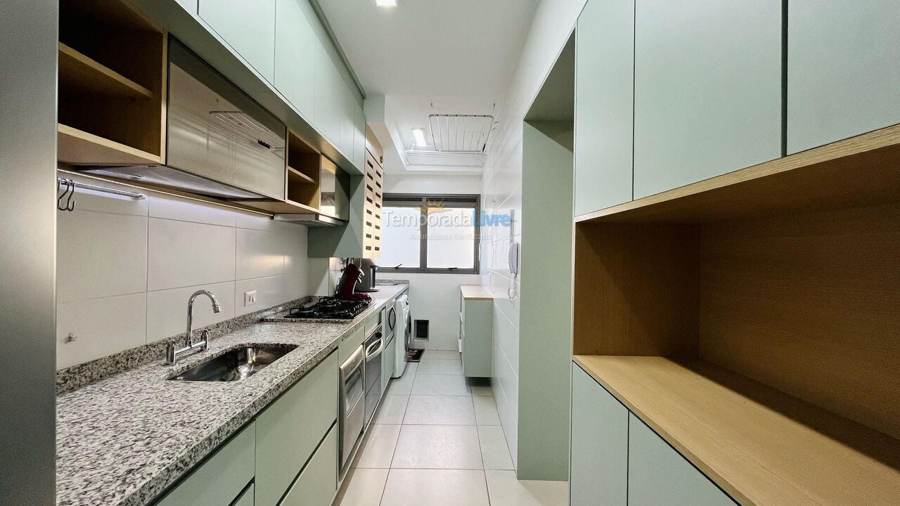 Apartment for vacation rental in Bertioga (Centro)