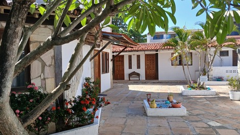 Casa para alugar em Salvador - Praia do Flamengo