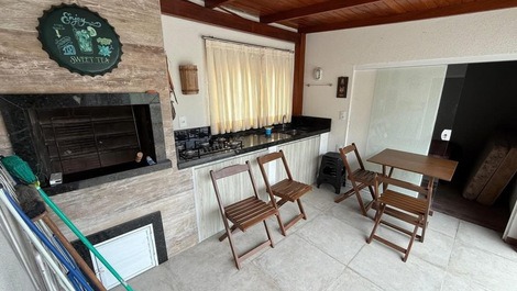 Triplex Penthouse in Bombas - Bombinhas