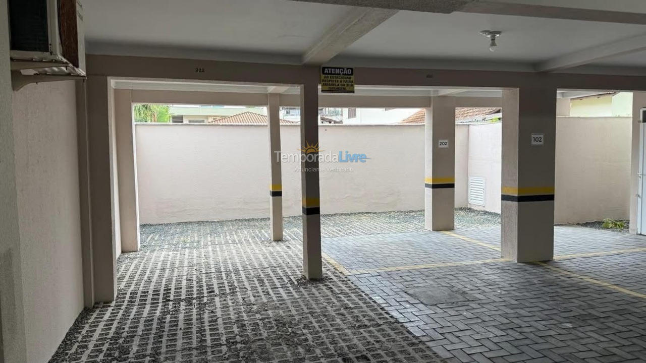 Apartment for vacation rental in Bombinhas (Praia de Bombas)