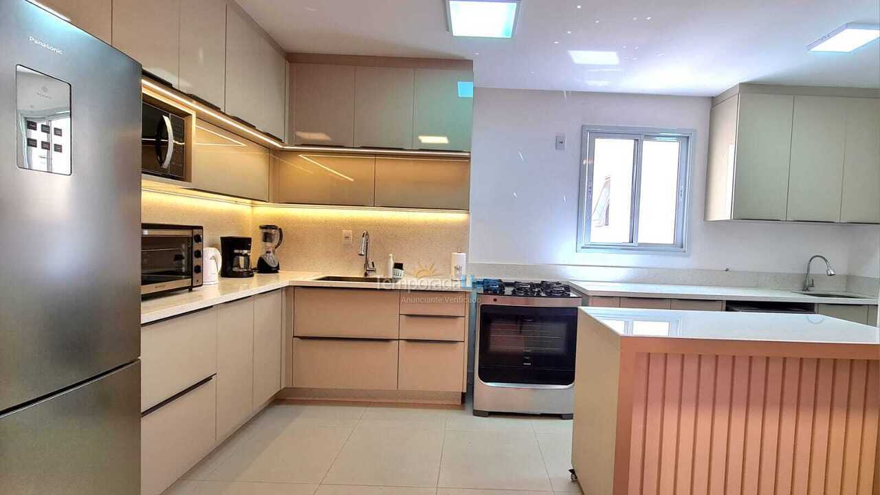 Apartamento para aluguel de temporada em Florianopolis (Praia dos Ingleses)