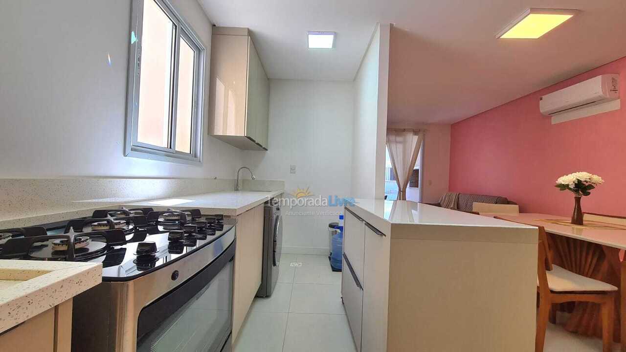 Apartamento para aluguel de temporada em Florianopolis (Praia dos Ingleses)