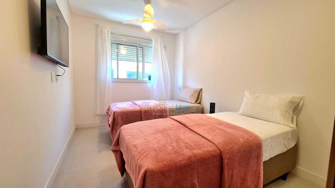 Apartamento para aluguel de temporada em Florianopolis (Praia dos Ingleses)