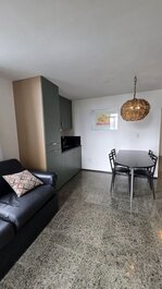 Apartamento privativo em hotel no Meireles