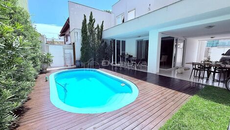 CASA COM PISCINA LOCAÇÃO TEMPORADA EM BALNEARIO CAMBORIU