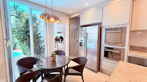 CASA COM PISCINA LOCAÇÃO TEMPORADA EM BALNEARIO CAMBORIU