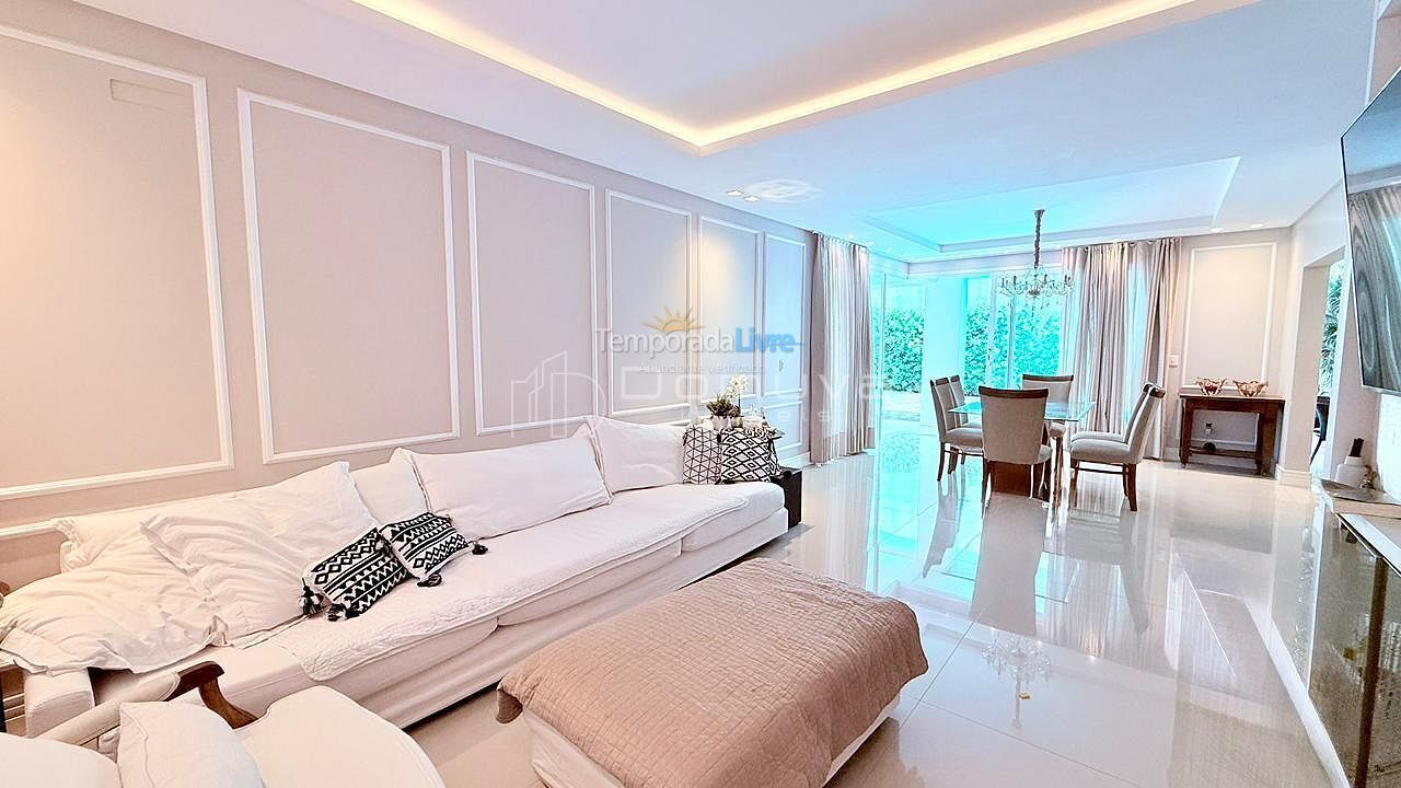 Casa para aluguel de temporada em Balneário Camboriú (Centro)