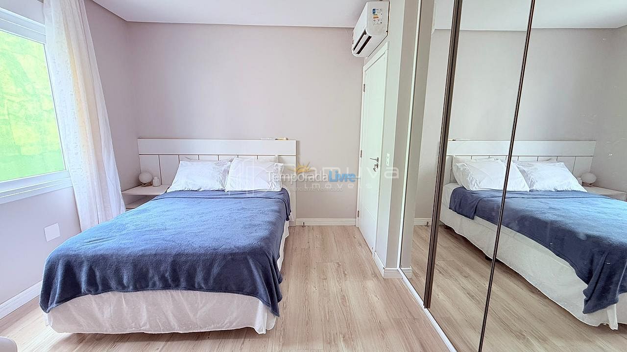 Casa para aluguel de temporada em Balneário Camboriú (Centro)