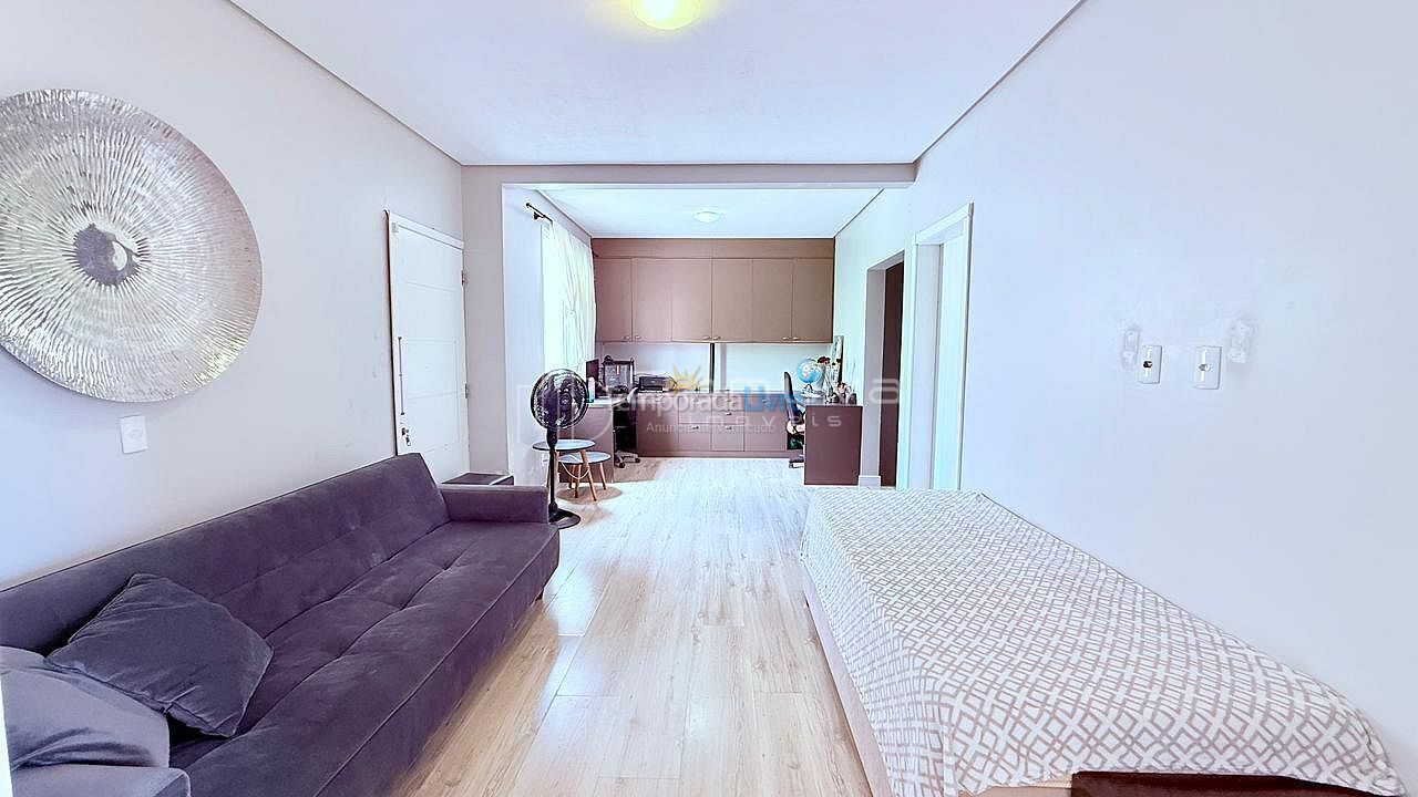 Casa para aluguel de temporada em Balneário Camboriú (Centro)