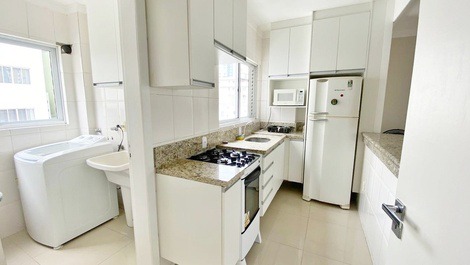 Locação Temporada 3 quartos, sendo 1 suíte em Balneário Camboriú