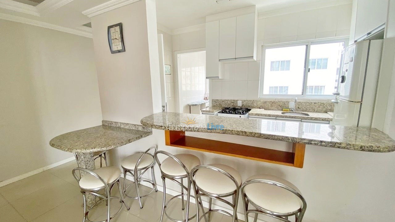 Apartamento para aluguel de temporada em Balneário Camboriú (Centro)