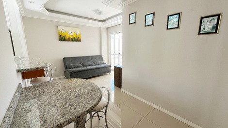 Locação Temporada 3 quartos, sendo 1 suíte em Balneário Camboriú