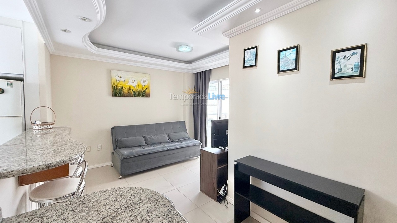 Apartamento para aluguel de temporada em Balneário Camboriú (Centro)
