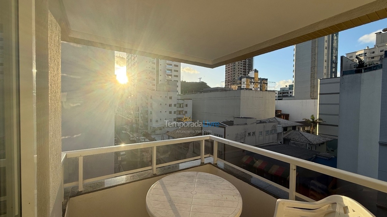 Apartamento para aluguel de temporada em Balneário Camboriú (Centro)