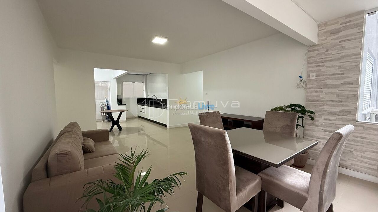 Apartamento para aluguel de temporada em Balneário Camboriú (Praia Central)